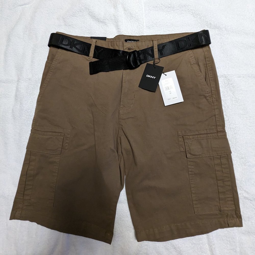 DKNY Men's Cargo Shorts Size 36 with Belt Khaki NWT